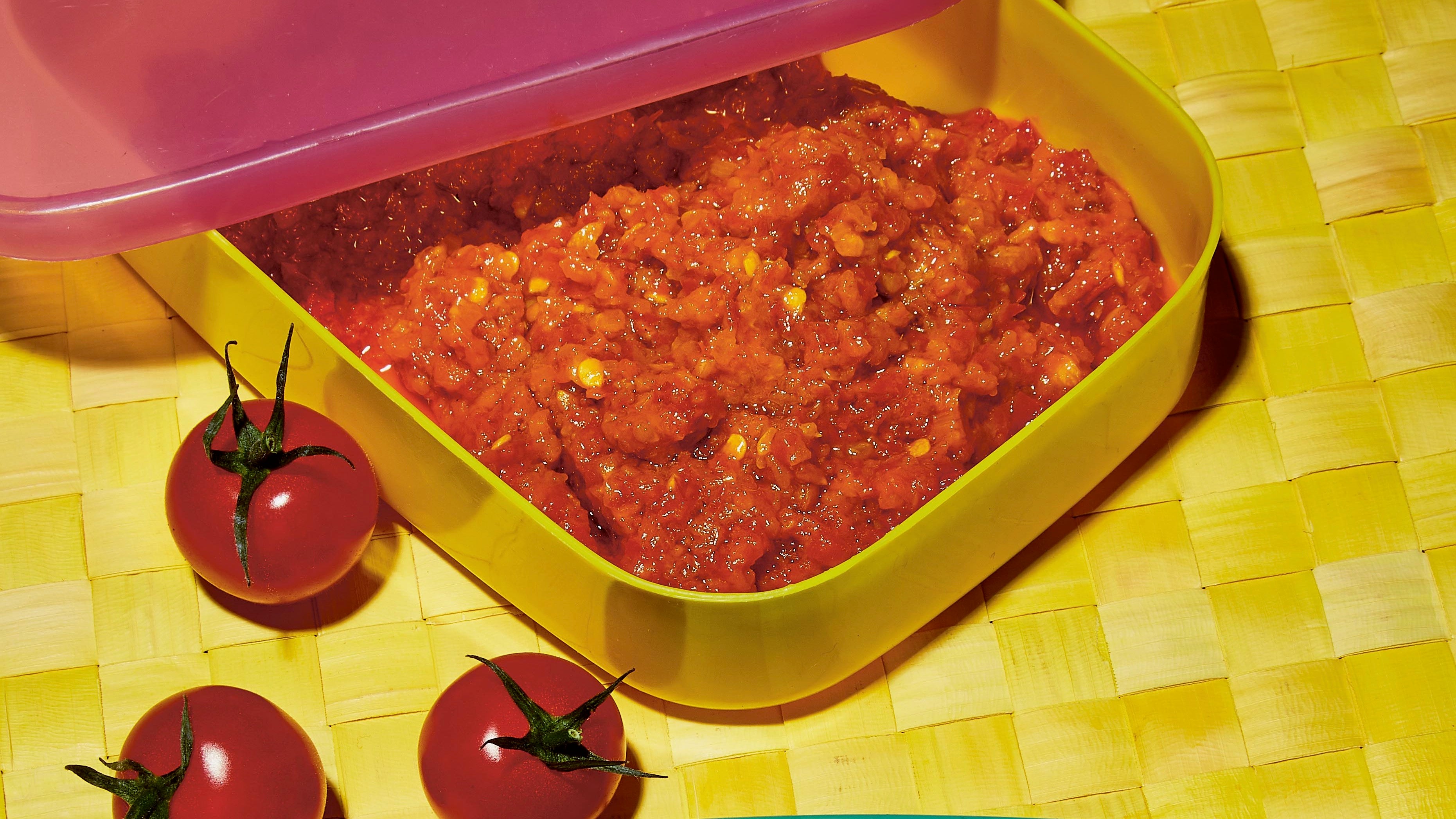 Tomato Sambal (Sambal Tomat)