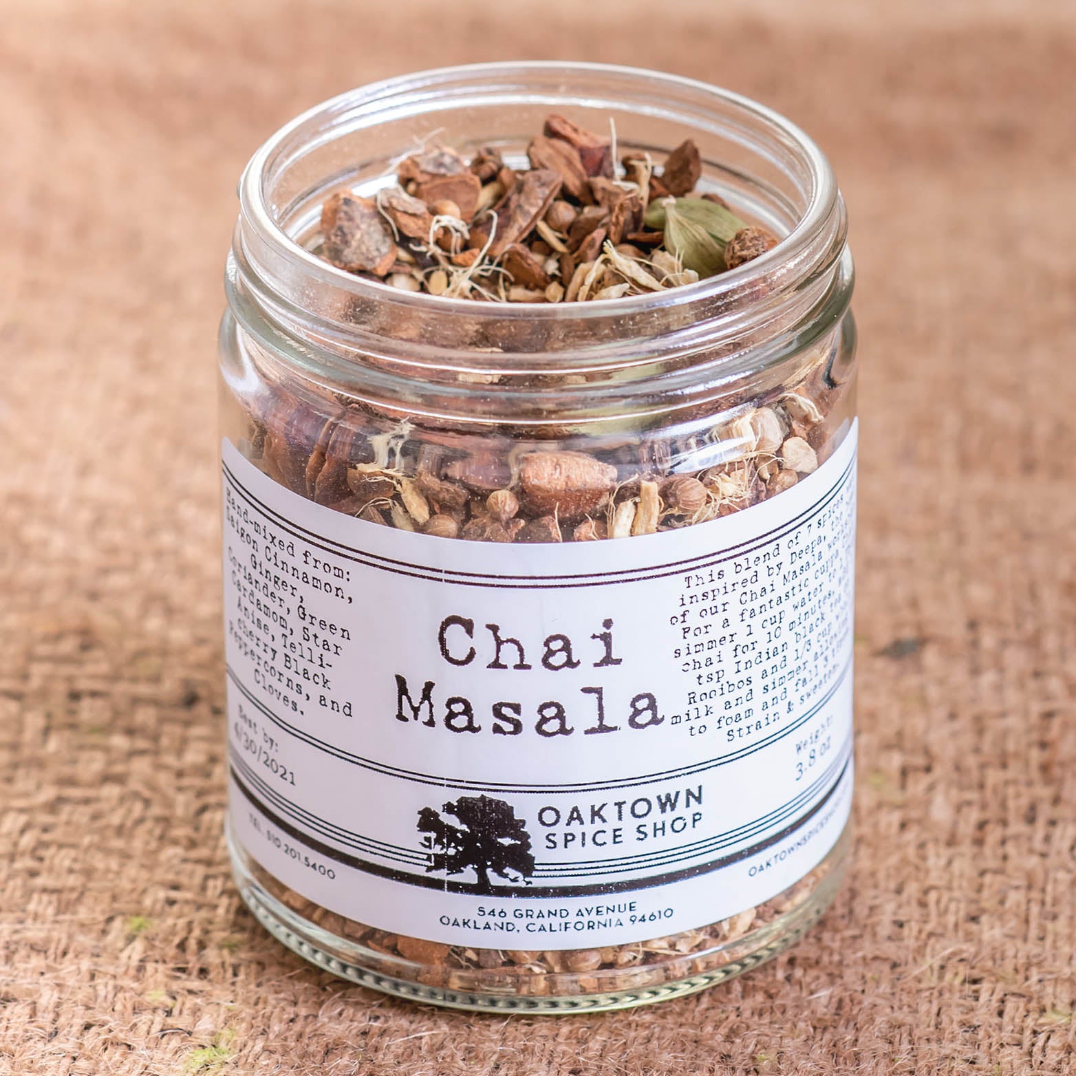 Chai Masala Blend with Cinnamon and Ginger and Pepper meets sweet notes of Cardamom and Star Anise and Cloves along with fragrant Coriander