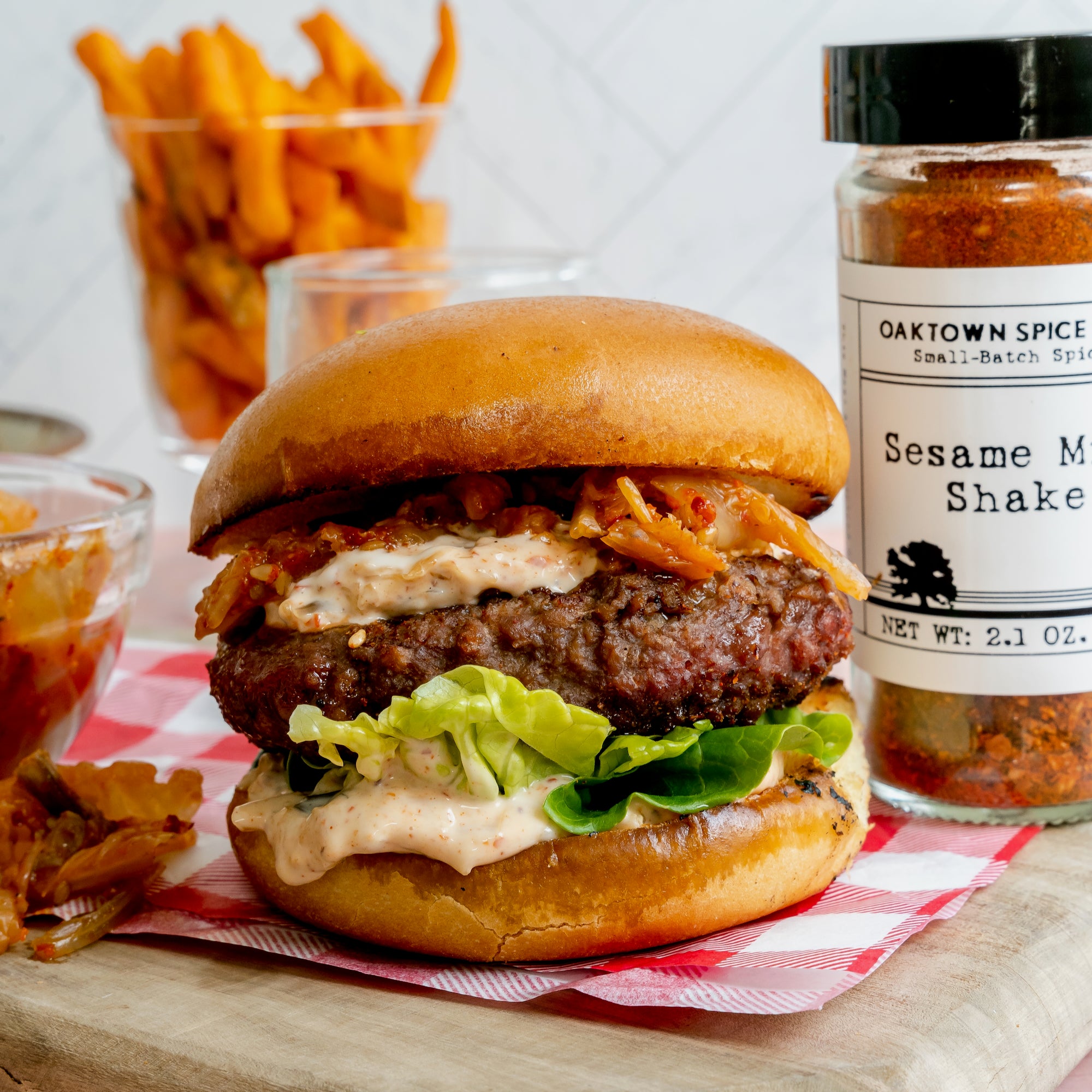 SMS_Oaktown_kimchi_burger-6.jpg