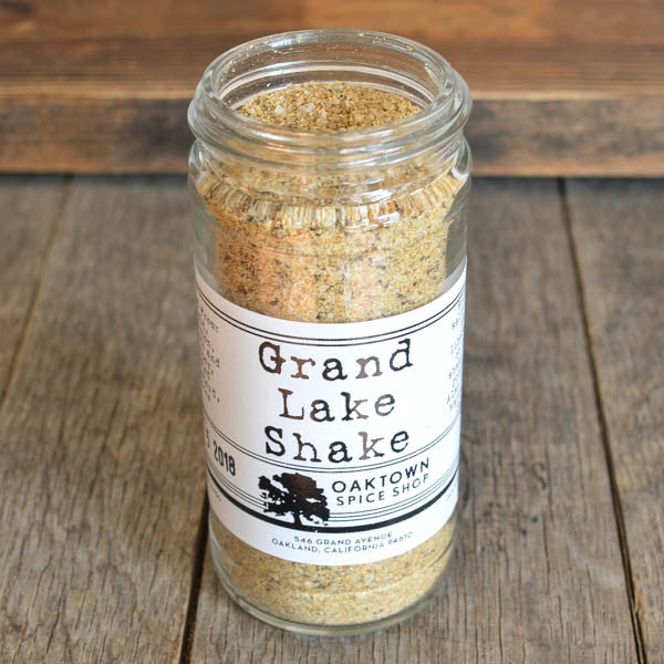 Grand Lake Shake is our Rich, peppery, salty and a wee bit sweet. Rub liberally on meat or poultry, or shake into dips, on potatoes or eggs. Also try in your Bloody Mary instead of celery salt. White pepper, onion and a touch of mustard round out the flavors on this classic blend. Hand mixed custom blend by Oaktown Spice Shop.